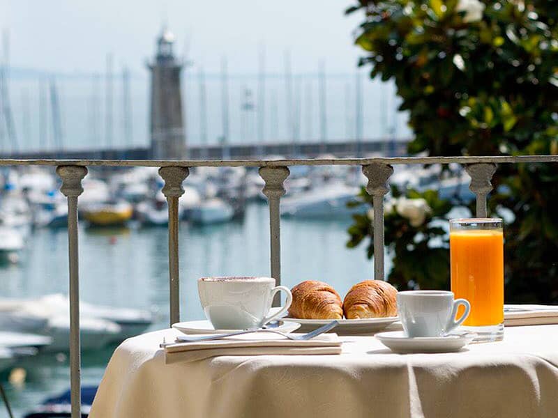 Hotel Mayer Splendid Desenzano Social 02